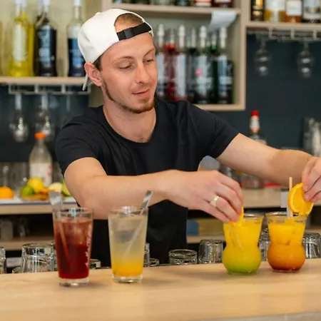 Mobil Avec Terrasse A Saint-jean-de-monts - Api-1-52-1175 مكان تخييم